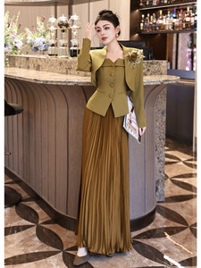 Nuova Collezione Autunno 2026: <span class=keywords><strong>Set</strong></span> Tre Pezzi Solido con Corsage, Mantella, Cappotto Corto, Top Senza Spalline, <span class=keywords><strong>Blazer</strong></span> e Gonna a Pieghe - Product Image 5