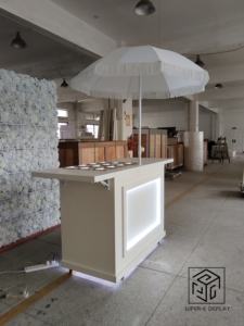 รถเข็นขนมเคลื่อนที่สำหรับงานแต่งงาน ตกแต่งเองได้ พับเก็บได้ พร้อมไฟ - Product Image 3