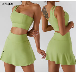 <span class=keywords><strong>2</strong></span> Delige Tennisrok Yoga Set Custom Logo Vrouwen Golftennisrok En Bh Top <span class=keywords><strong>2</strong></span> Delige Sets Pickleball Rok Tenniskleding - Product Image 1