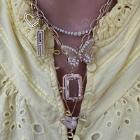 Collier pendentif colibri Gemnel en argent 925 plaqué or avec breloque oiseau volant en zircon cubique taille baguette