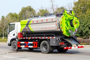 Camion de nettoyage haute pression diesel Dongfeng 4x2 de Chine avec réservoir de 8000 L et norme d'émission Euro 6 pour le dragage des canalisations et des égouts - Product Image 6