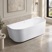 Baignoire compacte en acrylique de 1300 mm, à poser contre le mur, avec façade arrondie, pour salles de bain de type « bed and breakfast »
