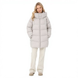เสื้อแจ็คเก็ตผู้หญิงแบบยาว ทรงควิลท์ คอปกแบบหมอน ปิดด้วยซิป เสื้อโค้ทฤดูหนาว สีเบจ แขนยาว กันลม บุด้วยใยโพลีเอสเตอร์หนา - Product Image 1