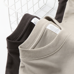 เสื้อยืดแฟชั่นสำหรับผู้ชายผ้าฝ้าย100% สีเทาหนัก250กรัมเสื้อทรงหลวมลำลองสีพื้นเสื้อถักนิตติ้ง - Product Image 1