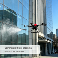 Robot de nettoyage de façade de gratte-ciel à commande à distance avec jet d'eau pour le nettoyage extérieur des fenêtres des tours commerciales