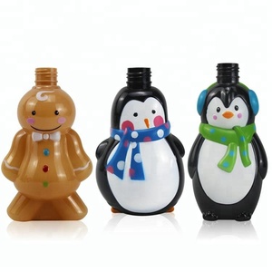 Vente en gros de bouteilles de Noël mignonnes de 320ml en forme de complication PET pour bébé poupée ours dessin animé pompe pour enfants bouteilles de shampooing et d'après-shampooing - Product Image 6