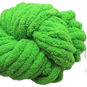 Dimuni en iyi fiyat 20mm hantal Vegan örgü tığ yüksek mukavemetli boya desen tıknaz Jumbo şönil iplik tıknaz dokuma için - Product Image 1