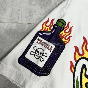 T-Shirt Oversize di Alta Qualità a <span class=keywords><strong>Maniche</strong></span> <span class=keywords><strong>Corte</strong></span> 100% Cotone, Abbigliamento Maschile con Scritta 'THAT'S AWFUL LOT of COUGH SYRUP' - Product Image 5