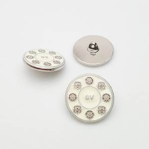 Accesorios <span class=keywords><strong>de</strong></span> <span class=keywords><strong>ropa</strong></span> con botones <span class=keywords><strong>de</strong></span> escudo cosidos a mano <span class=keywords><strong>de</strong></span> metal con el logotipo <span class=keywords><strong>de</strong></span> la <span class=keywords><strong>marca</strong></span> más vendido - Product Image 4