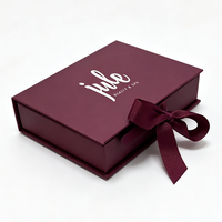 Boîte à cartes-cadeaux élégante et tendance pour salon de beauté, centre de spa, avec ruban et nœud
