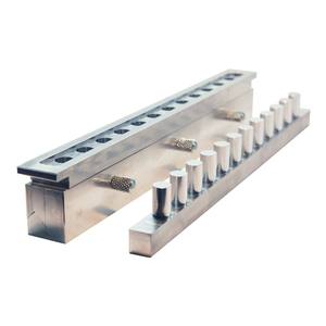 قالب تشكيل معدني صغير من الألومنيوم مخصص لأحمر الشفاه بـ 12 تجويفًا - Product Image 1