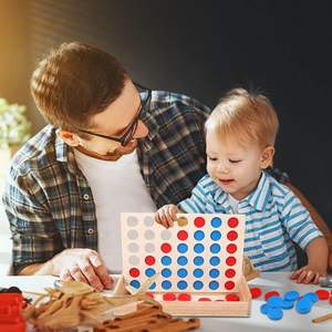 Jeu de société en bois pliable et écologique pour enfants : Quatre en ligne (4 en un rang) - Product Image 2