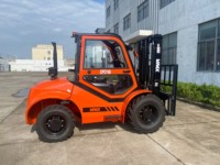Chariot élévateur tout-terrain CPCY40 4T 4x4 avec moteur Xinchai, levage 3m, fourches 1200mm