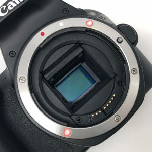 ใช้กล้อง canons 200D DSLR ที่มีเลนส์<span class=keywords><strong>18</strong></span>-55mmIS หน้าจอสัมผัส24.2MP + กล้องดิจิตอลเซ็นเซอร์ CMOS APS-C Wi-Fi การสร้าง Vlog ส่วนบุคคล - Product Image 5