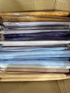 <span class=keywords><strong>Tissu</strong></span> Brodé <span class=keywords><strong>Bazin</strong></span> Or Magnum 100% Coton de Haute Qualité, Brillant, Peigné, Teint Uni, Jacquard – Vente en Gros - Product Image 3