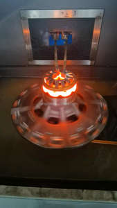 RUNGOAL 35KW-200KW Hochfrequenz-Induktionsheizgerät für Metallheizung Einfach zu Bedienen Hohe Sicherheit & Genauigkeit - Product Image 6