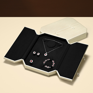 Caja de Regalo para Joyería con Logotipo Personalizado FANXI, Caja de Joyería de Piel Sintética para Anillos, Pulseras, Aretes, Collares, Caja de Joyería para Boda - Product Image 1