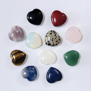 Piedra Energética de Cristal Natural de 2cm, Forma de Corazón, Decorativa, Curativa, Ecológica, de Cuarzo, para Chakra, Hogar y Espiritualidad - Product Image 4