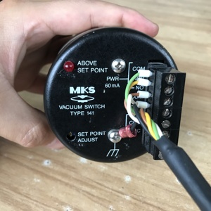Vacuómetro MKS 141A-23030 122B-11441-S 141A-23030 122B-11441-S MKS - Product Image 2