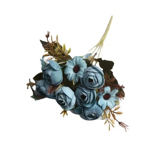 Bouquet de roses artificielles Lichao, fleurs en soie plastique, toucher réel, décoration de mariage, décoration de la maison, accessoires de photographie en extérieur - Product Image 5