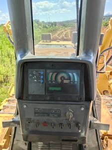 Bulldozer Usado Komatsu D155A de 40 Toneladas, Tipo Oruga de Servicio Pesado para Trabajos de Movimiento de Tierras D155A D155AX D155AX-5 D155AX-6 D155AX-7 D85A - Product Image 5