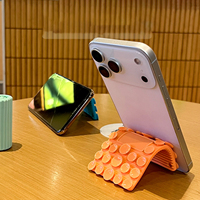 Soporte Multifuncional Flexible de Silicona con Ventosa Deformable para Teléfono Móvil, Soporte Antideslizante Plegable para Teléfonos y Tabletas