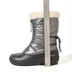 <span class=keywords><strong>Botas</strong></span> de Nieve Iridiscentes Impermeables <span class=keywords><strong>para</strong></span> <span class=keywords><strong>Mujer</strong></span>, <span class=keywords><strong>Botas</strong></span> de Invierno Gruesas <span class=keywords><strong>para</strong></span> Todas las Estaciones con Crampones, Tallas de Juvenil a Adulto, Venta al Por Mayor - Product Image 4