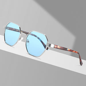 Nuevas Gafas de Sol Poligonales con Marco Metálico y Patillas de Acetato, Protección UV400 para Mujer, Ideales para Viajes, Conducir y Moda - Product Image 1