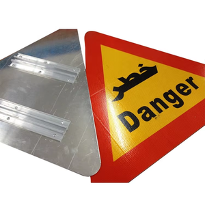 Señal de nombre de carretera Suministros de Seguridad de Tráfico Señal de tráfico reflectante de aluminio para advertencia de seguridad vial Señal de carretera de alta visibilidad - Product Image 4