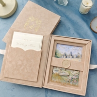 Boîte d'invitation de mariage de luxe personnalisée en velours avec illustration 3D de l'emplacement en aquarelle, invitations en acrylique doré et cartes « Save the Date »