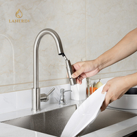 Robinet de cuisine Lanerdi moderne à poignée unique en acier inoxydable satiné NSF 61-9 avec cartouche céramique et douchette extractible monotrou