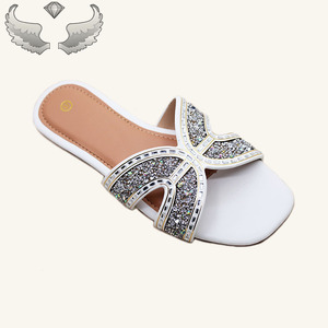Sandales et pantoufles d'été pour femmes avec strass, pantoufles d'extérieur respirantes avec strass pour femmes - Product Image 2