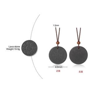 Collar <span class=keywords><strong>con</strong></span> colgante de iones negativos de <span class=keywords><strong>piedra</strong></span> volcánica de flor Solar, joyería de acero inoxidable de estilo clásico a la moda para hombres y mujeres, venta al por mayor - Product Image 2
