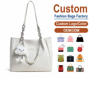 Bolso de Hombro de Cuero Auténtico de Grano Completo – Diseño Elegante Blanco con Adorno de Nube y Cadena de Perlas |   Bolso de Moda para Mujer - Product Image 1