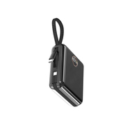 Mini Estación de Carga Portátil de 10000mAh con Carga Rápida de 18W, Pantalla LED, Entrada Tipo C, Cable de Carga Integrado, Batería de Litio-Polímero