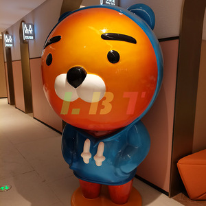 ประติมากรรมหมีการ์ตูนไฟเบอร์กลาส Libit ของตกแต่งพื้น ทนทาน เหมาะสำหรับห้องเด็ก ผลิตตามสั่ง - Product Image 4