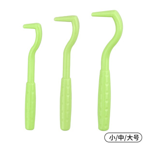 Qbellpet Juego de removedor de garrapatas y pulgas para perros de 3 piezas Ecológico TPR Amarillo Naranja Verde Peines de aseo de plástico para perros grandes y pequeños - Product Image 4