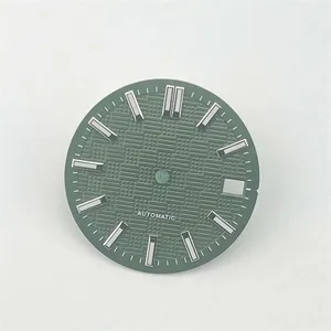 Cadran NH35 de remplacement personnalisé vert lumineux 28.5mm cadran de montre pour NH35A/4R35 mouvement cadran de montre mécanique