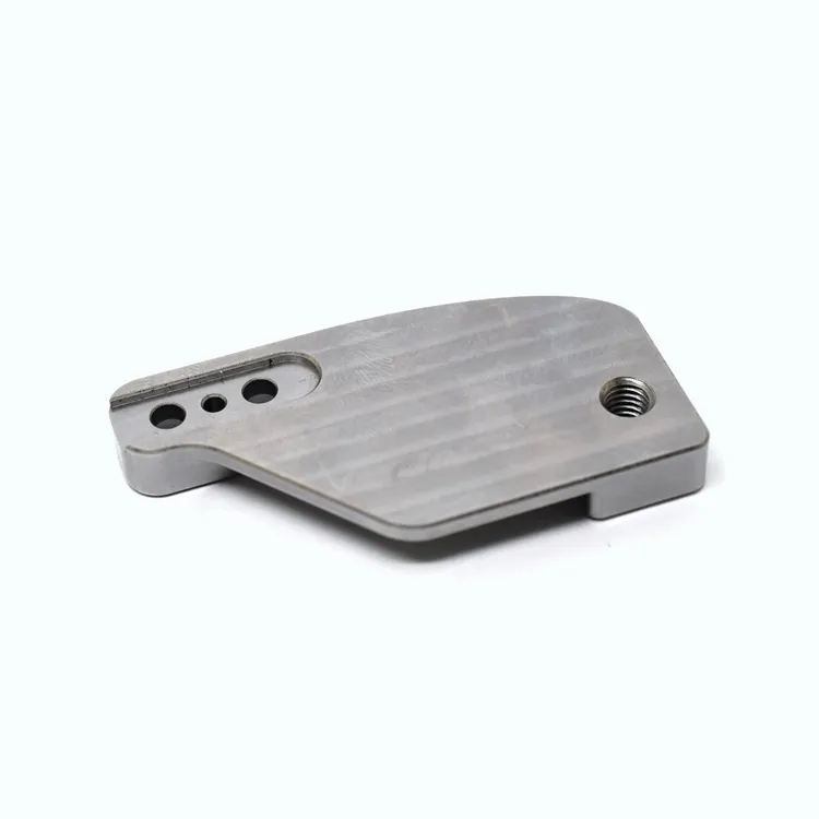 Custom titanio ferro acciaio inossidabile in acciaio al carbonio parti di tornitura Cnc piccolo metallo servizio di fresatura Cnc per la lavorazione del prototipo