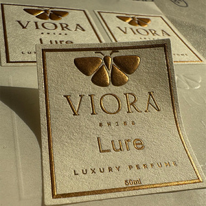 Etiquetas Adhesivas de Papel Texturizado con Relieve en Dorado Mate, con Sellado 3D, Personalizadas con Logotipo en Relieve para Perfumes - Product Image 4
