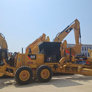 Oruga de 140H ototor Rader, oruga de 140h 140K 140g 120g, equipo de construcción de carreteras en venta África - Product Image 1