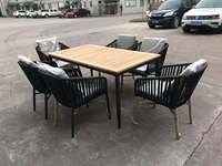 Table et chaises d'extérieur en bois de luxe personnalisées Mobilier de chaise en corde pour restaurant d'hôtel haut de gamme