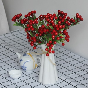 Bayas Artificiales de 8 Ramas, Frutos <span class=keywords><strong>Rojos</strong></span> de Poliéster, Arándanos, Cerezas, Decoraciones para Acción de Gracias, Año Nuevo, Navidad y Bodas - Product Image 4