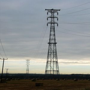 Galvanized 550KV Transmission Tower 10KV-500KV <strong>Angular</strong> Steel Power <strong>Distribution</strong> Equipment - Product Image 3