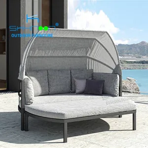 最畅销的户外家具带顶篷的户外沙发床，带脚凳的日光浴浴床铝制露台沙发床，户外沙发床 (33052T)