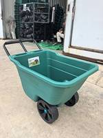 Chariot de remorque à benne basculante en plastique personnalisable de 150kg avec structure de plate-forme de roue en caoutchouc solide OEM pour le support de chariots à main et de chariots
