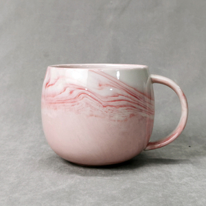 Vente en gros directe <span class=keywords><strong>de</strong></span> tasses à café pour couples en céramique marbrée petites tasses mignonnes en <span class=keywords><strong>porcelaine</strong></span> pour thé au lait - Product Image 4