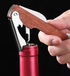 Ouvre-bouteille de bière de vin multifonctionnel de forme plate de haute qualité Usine en gros <span class=keywords><strong>Tire</strong></span>-<span class=keywords><strong>bouchon</strong></span> personnalisé Qualité garantie - Product Image 2