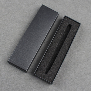 Boîte cadeau de stylo en papier noir mat personnalisé avec couvercle et base pour stylos promotionnels avec impression de logo - Product Image 2