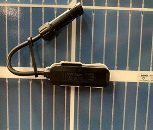 Para Paneles Solares de 565W-585W Hi-Mo LR5-72HTH Tipo N, Totalmente Negros, de Media Celda, con Certificación CE - Product Image 3